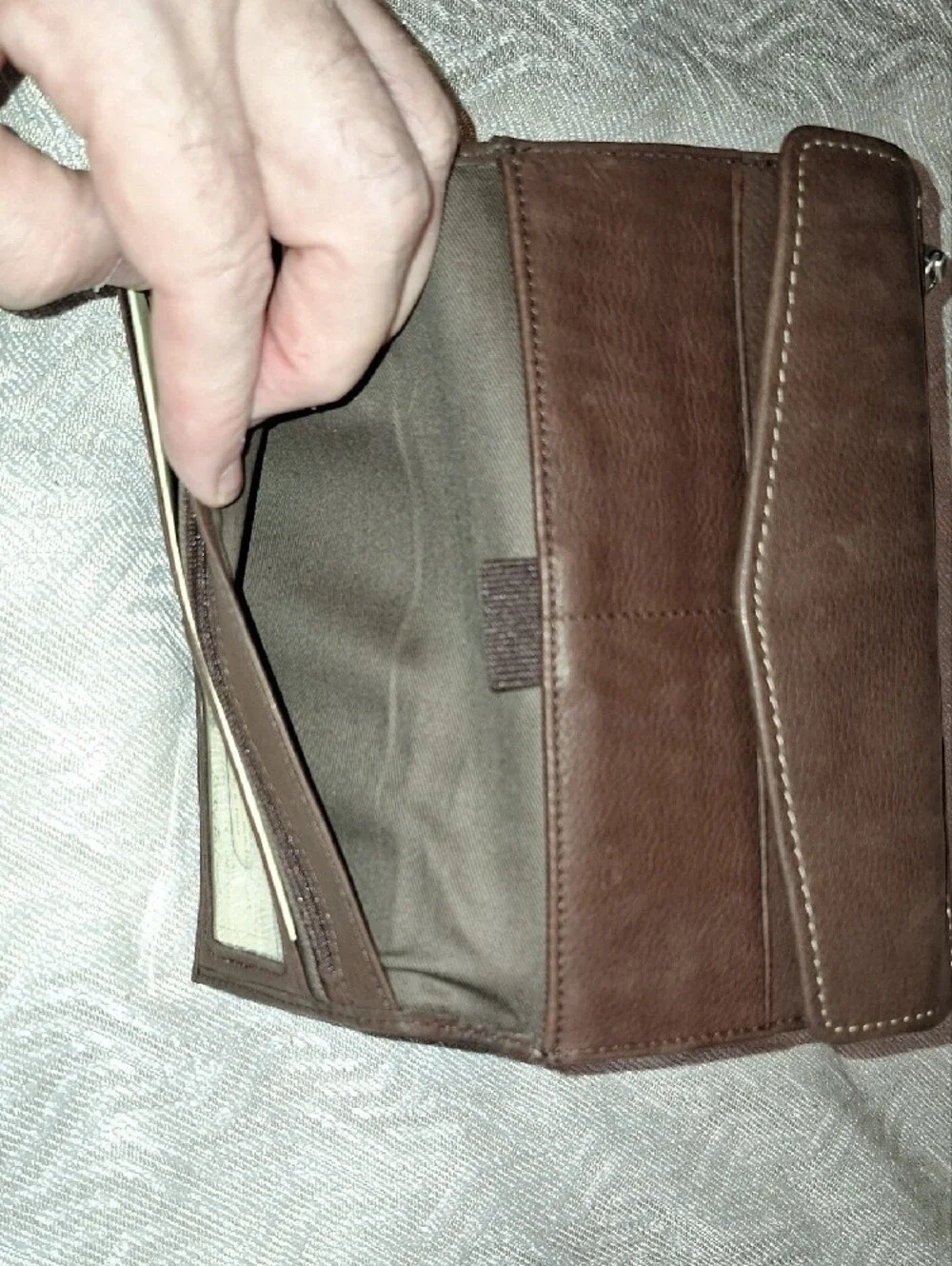 Fossil Brown Pebbled Leather Crossbody Wallet